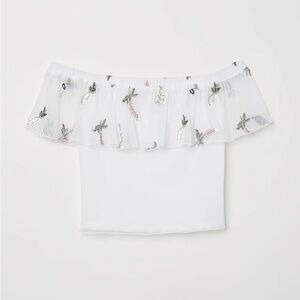 H&M divided size L large floral embroidered cropped white top